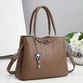 Borsa a mano in pelle marrone con motivo a cuore e tracolla rimovibile - Marrone