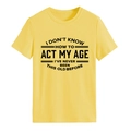 Lichtgeel T-shirt met ronde hals en zwarte tekstprint in een platte weergave stijl - S / Geel