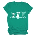 T-shirt casual verde smeraldo con stampa di capre bianche e maniche con risvolto - Verde Scuro (Font Bianco)