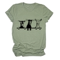 T-shirt verde salvia a girocollo con maniche corte e simpatica stampa grafica di capre - Verde Oliva (Font Nero)