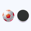 Dettaglio magnete da calcio in vetro 25mm con vista frontale e retro magnetico nero - Stile Calcio Rosso e Bianco (JY001913-4)
