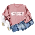 Sweat rose Respiratory Therapist avec un jean et des baskets blanches à plat - S / Or rose