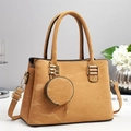 Grand sac à main camel en similicuir plissé avec pochette ronde et bandoulière - Jaune Terre