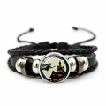Detail van Halloween meerlaagse gevlochten leren armband met heks en maan bedel - Volle Maan Heks Kasteel Stijl (JY002574-3)