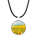 Primer plano del collar con colgante de girasol, marco de metal y cordón de cuero negro - Estilo Girasol 4(JY002901-4)