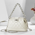 Borsa a tracolla trapuntata beige con catena d'argento e chiusura in metallo chic - Grande / Bianco Sporco