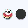 Vorder- und Rückansicht von 25mm Panda-Donut-Glasmagneten mit starker magnetischer Rückseite - Rosa Donut Panda