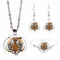 Parure de bijoux tigre en cabochon de verre avec collier, boucles d'oreilles et bracelet - Parure Tête de Tigre Illustration Colorée (JY003872-8)