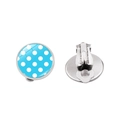 Détail de boucles d'oreilles clips en verre à pois bleu ciel avec support en métal argenté - Bleu à Pois Blancs (JY004212-6)
