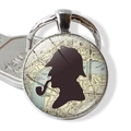 Porte-clés Sherlock Holmes rétro avec silhouette de pipe et motif de carte ancienne - Style Sherlock Holmes (JY004834-1)