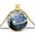 Détail d'un pendentif en bronze vintage avec cabochon en verre de La Nuit étoilée - Style Nuit Étoilée de Van Gogh (JY005163-11)