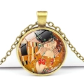 Détail du collier en bronze avec impression d'art Klimt Le Baiser sous cabochon - Style Artistique Le Baiser de Klimt (JY005163-14)