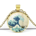 Détail du pendentif rétro en bronze avec motif de vague, dôme en verre et chaîne - Style La Grande Vague de Hokusai (JY005163-15)