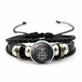 Détail du bracelet multicouche en cuir avec charm cabochon en verre vintage Route 66 - Style Panneau de Signalisation Vintage (JY005240-10)