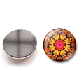 Vista dettagliata fronte e retro di un magnete da frigo in vetro mandala da 30 mm di diametro - Mandala Rosso Giallo Arancio (BXT0258)