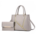 Elegantes graues Handtaschen-Set aus Kunstleder mit goldenen geometrischen Metall-Details - Zweiteiliges Set / 29cmx12cmx23cm / Grau