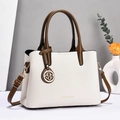 Sac fourre-tout tissé avec poignées marron et bandoulière réglable en blanc minimaliste - Blanc Cassé