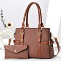 Ensemble sac à main marron tressé avec pochette assortie et détails dorés élégants - Jaune Terre