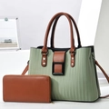 Detail of green pleated tote bag and brown wallet set with modern minimalist background - L29xW13xH20 / Green
