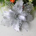 Macro-opname van 16cm zilveren glitter holle kunstbloem voor kerstboomdecoratie - 16cm Zilver Hol Kerstbloem