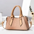 Bolso de mano de moda marrón claro con patrón de cocodrilo y correa de hombro ajustable - Caqui