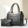 Set borsa a mano nera effetto coccodrillo con pochette coordinata e tracolla rimovibile - Nero