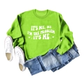 Flachbild von neongrünem Sweatshirt mit weißem Slogan-Aufdruck und blauen Denim-Shorts - S / Leuchtgrünes Sweatshirt (Weiße Schrift)