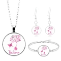 Détail du parure en argent avec pendentifs arbre ruban rose et lettrage Believe gravé - Style Arbre à Rubans Believe (XSWX4283-9)