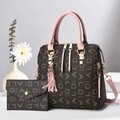 Set borsa tote e pochette marrone con monogramma, manici rosa e fiori eleganti - Set da 2 pezzi (Tote + Pochette interna) / Rosa