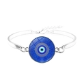 Detail von Silberarmband mit blauem Evil Eye-Anhänger und verstellbarem Karabiner - Ethnischer Blauer Ornament Stil (JY006324-4)