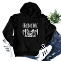 Flat lay della felpa nera Frenchie Mom con disegno di cane e accessori casual abbinati - S / Nero
