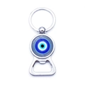 Detail eines silbernen Flaschenöffner Schlüsselanhängers mit blauem Evil Eye Auge - Drei Farben Konzentrischer Stil (JY006347-5)