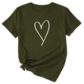 Détail du t-shirt vert armée avec imprimé coeur blanc et ourlet noué élégant - Vert Armée (Police Blanche)