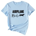 T-shirt bleu clair à col rond avec motif Airplane Mode et détail de nœud élégant - S / Bleu Clair (Police Noire)