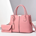 Rosa Tragetaschen-Set mit Litschi-Struktur, Beutel und goldenen Metallelementen - 30cmx13cmx22cm / Rosa