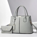 Hellgraues Handtaschen-Set aus genarbtem Leder mit passender Geldbörse und Gurt - 30cmx13cmx22cm / Grau