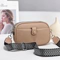 Borsa a tracolla in pelle martellata kaki con tre zip e ampia tracolla in tessuto a motivi - 21cm x 8cm x 14cm / Cachi
