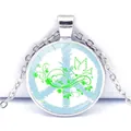 Collana con segno di pace in argento e ciondolo in vetro con motivi floreali e colomba - Stile Simbolo della Pace Colomba Floreale Verde (JY006959-5)