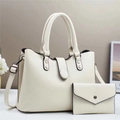 Ensemble sac à main chic en cuir beige à motif lychee avec pochette assortie et poignées - L30xl13xH23cm / Blanc Cassé