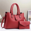 Ensemble sac à main chic en cuir rouge avec pochette assortie et boucle ronde en métal - L30xl13xH23cm / Rouge