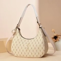 Modische Hobo-Schultertasche in Cremeweiß mit edlem Muster und goldfarbenen Metallelementen - Gebrochenes Weiß