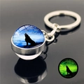 Luminous howling wolf glass ball keychain with moon pattern and green glow in the dark - Lone Wolf Moonlight Background (XSWX2748-20)