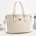 Borsa a secchiello bianca con design patchwork geometrico e tracolla regolabile - Bianco