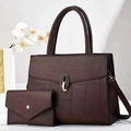 Detail of dark brown quilted tote bag with matching envelope wallet in pebbled leather - 2-Piece Set (Handbag + Wallet) / Coffee