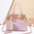 Sac à main multicolore en cuir avec patchwork et bandoulière amovible rose - Rose