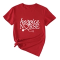 Détail du t-shirt rouge infirmière de soins palliatifs avec imprimé cœur et nœud - S / Rouge (Police Blanche)