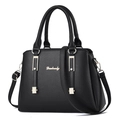 Sac à main classique en cuir grainé noir avec logo doré et bandoulière réglable pratique - Noir