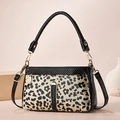 Dettaglio pelle PU maculata con cinturini con motivo a serpente e cerniere in metallo dorato - Stile 3-Stampa Leopardata