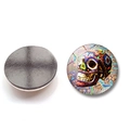 Aimants de réfrigérateur 25mm en verre crâne d'Halloween avec base magnétique forte - Crâne à Motif Perlé Huichol (BXT1690)