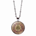 Collana con ciondolo a cupola in vetro Ruota dell'Anno Wicca con catena d'argento - Argento (JY00933)